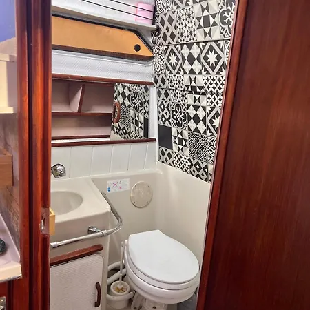 Place To In Les Pins * Juan-les-Pins